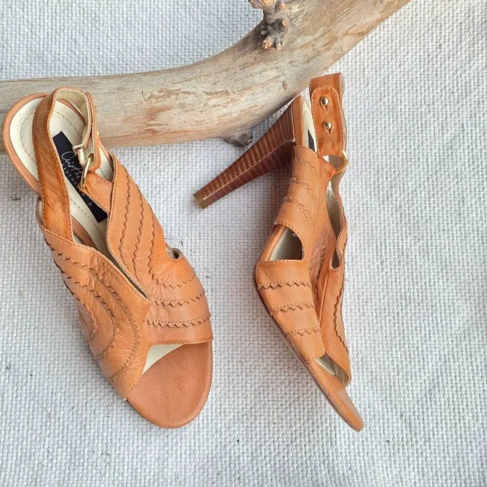 Christhelen B. Scalloped Leather brown heels